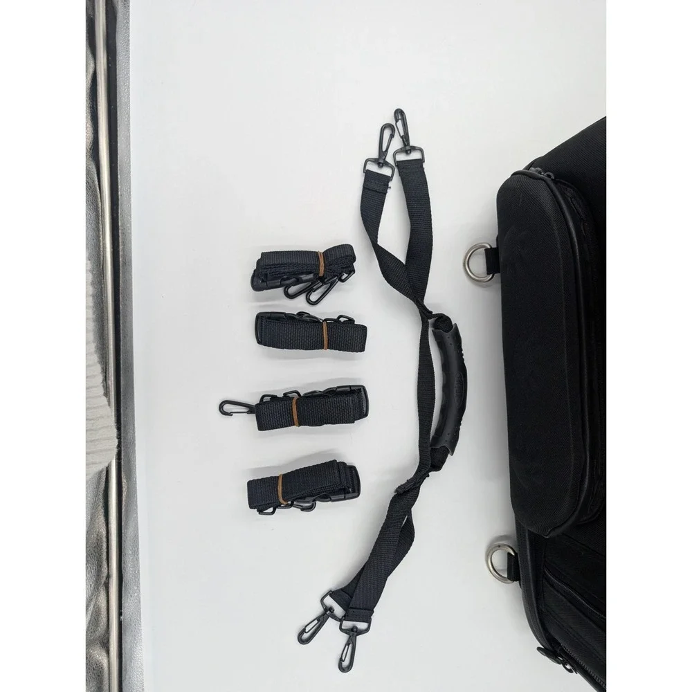 Kuryakyn Pet Palace Carrier Black Motorcycle Travel Comfort Liner 4199 W/ Straps
